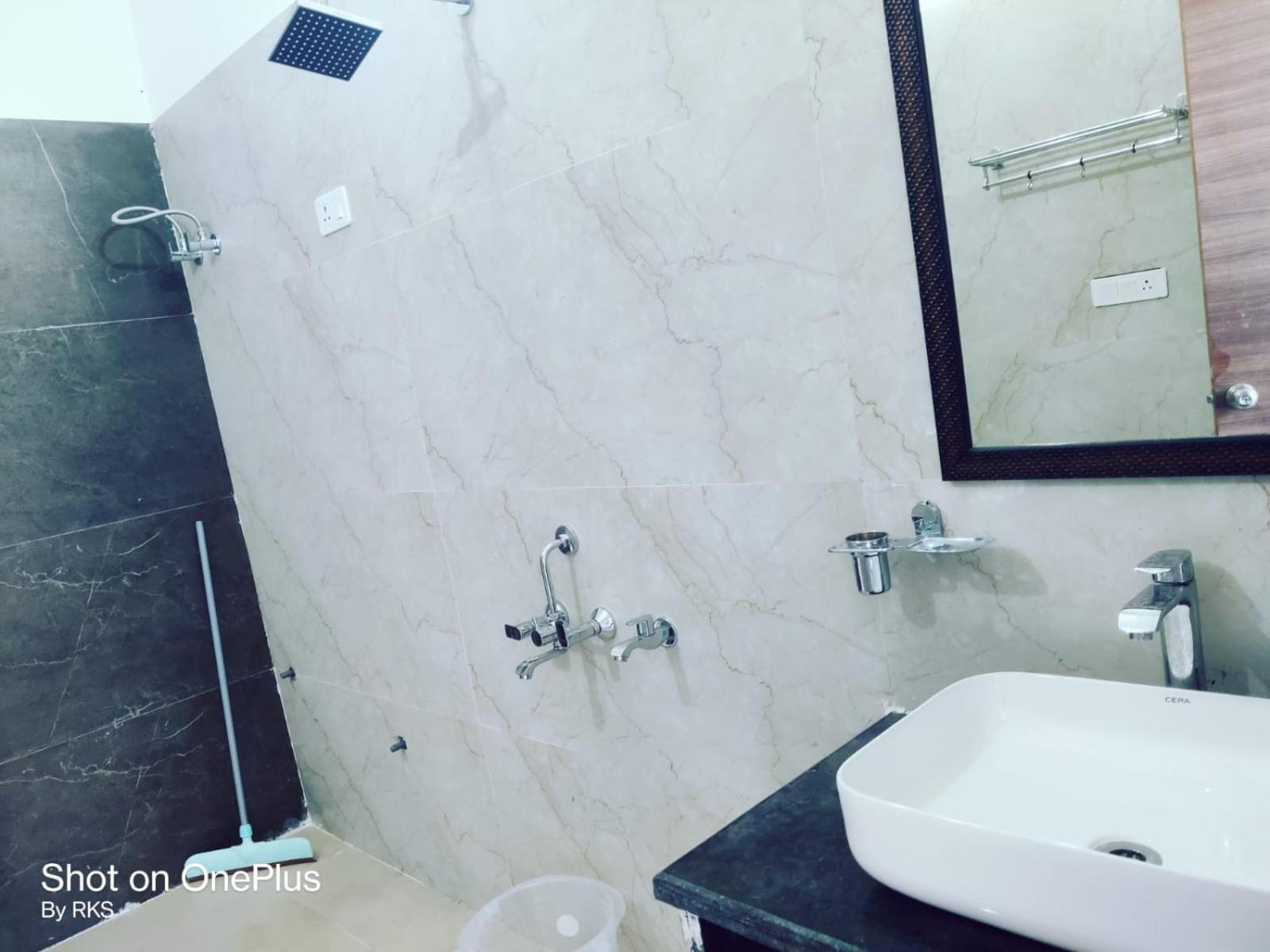 Willa Osho Lifestyle Lucknow Zewnętrze zdjęcie